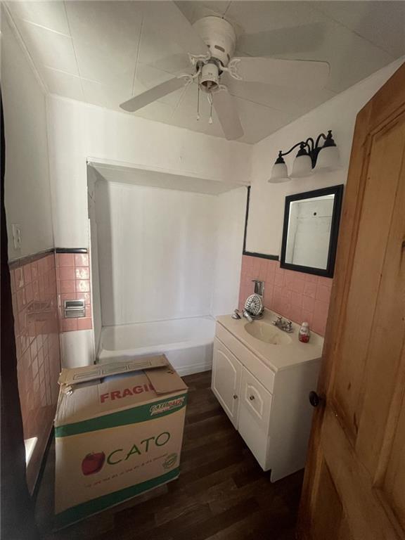 629 Forrest Street New Castle, PA 16101 - Photo 10 of 10 a bathroom with a sink toilet and mirror