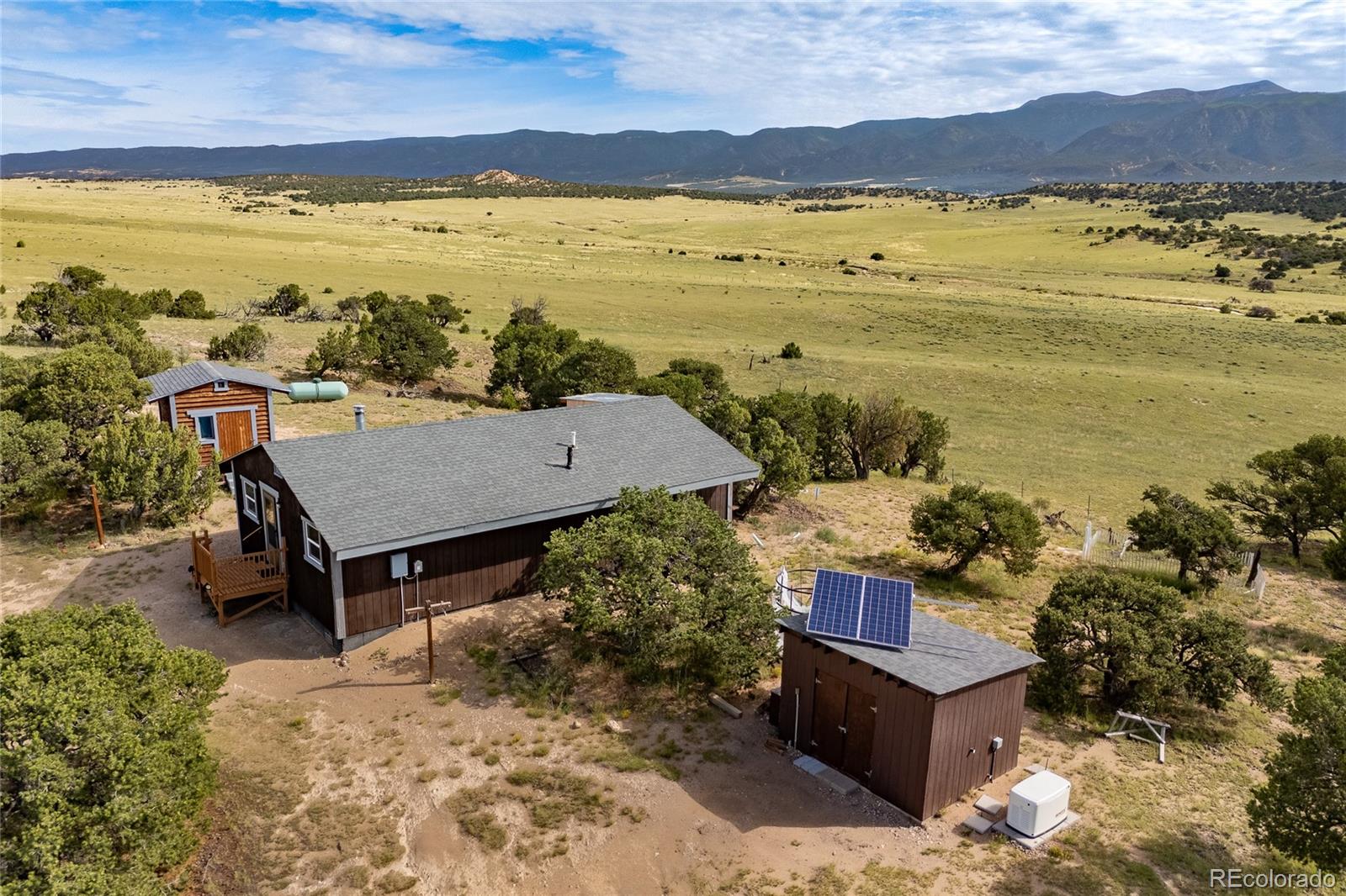 20622 Highway 69 Gardner, CO 81040 - Photo 17 of 33 a view of an ocean and a mountain