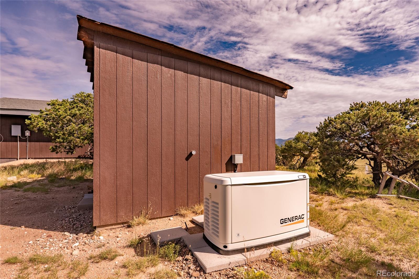 20622 Highway 69 Gardner, CO 81040 - Photo 22 of 33 a backyard of a house