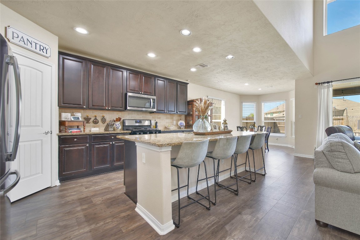 21619 Chinese Fir Lane Porter, TX 77365 - Photo 3 of 48