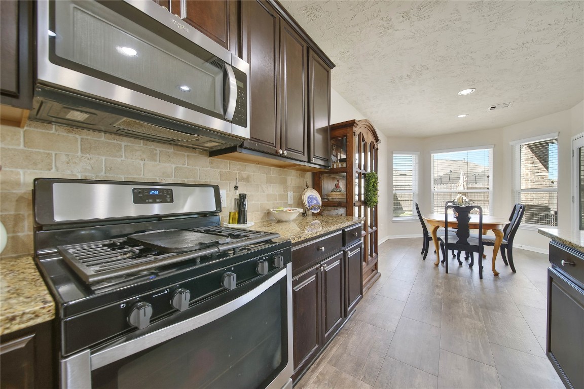 21619 Chinese Fir Lane Porter, TX 77365 - Photo 7 of 48