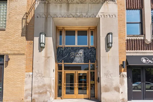 $225,000 | 1307 South Wabash Avenue, Unit 606, Chicago, IL 60605