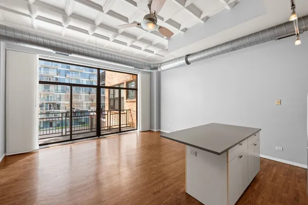 $225,000 | 1307 South Wabash Avenue, Unit 606, Chicago, IL 60605