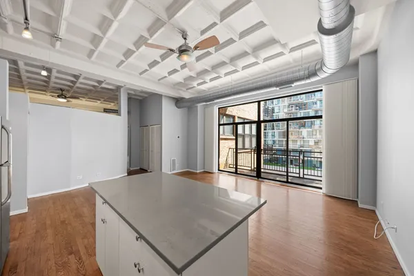 $225,000 | 1307 South Wabash Avenue, Unit 606, Chicago, IL 60605