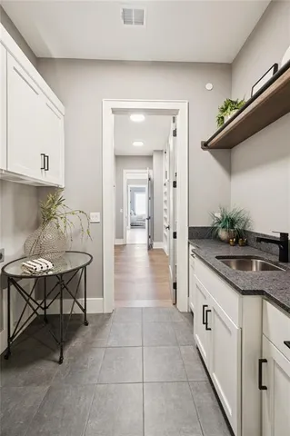 $1,084,856 | 13709 Pembroke Lane, Leawood, KS 66224