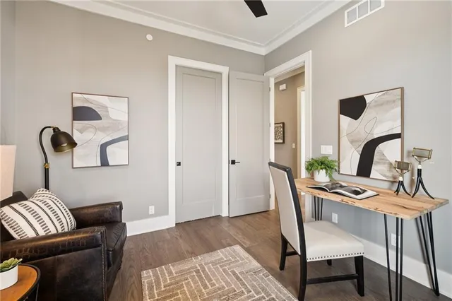 $1,084,856 | 13709 Pembroke Lane, Leawood, KS 66224