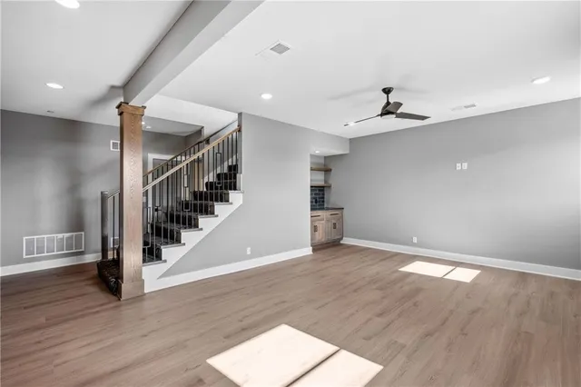 $1,050,000 | 13709 Pembroke Lane, Leawood, KS 66224