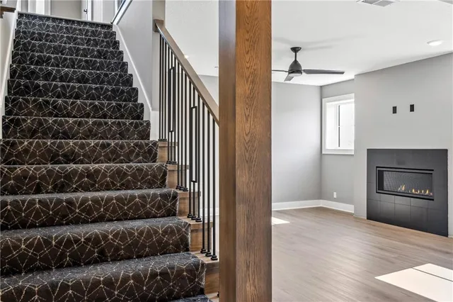 $1,050,000 | 13709 Pembroke Lane, Leawood, KS 66224