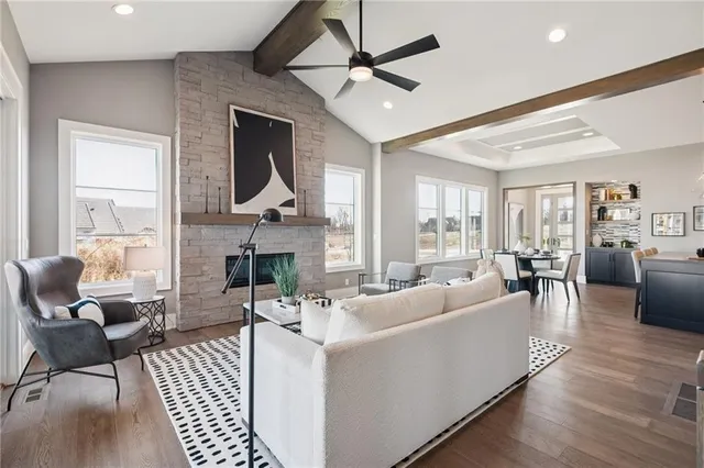 $1,084,856 | 13709 Pembroke Lane, Leawood, KS 66224