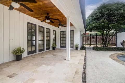 $685,000 | 10710 Russett Drive, Houston, TX 77042