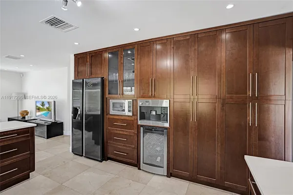 $2,399,000 | 3443 Northeast 166th Street, North Miami Beach, FL 33160