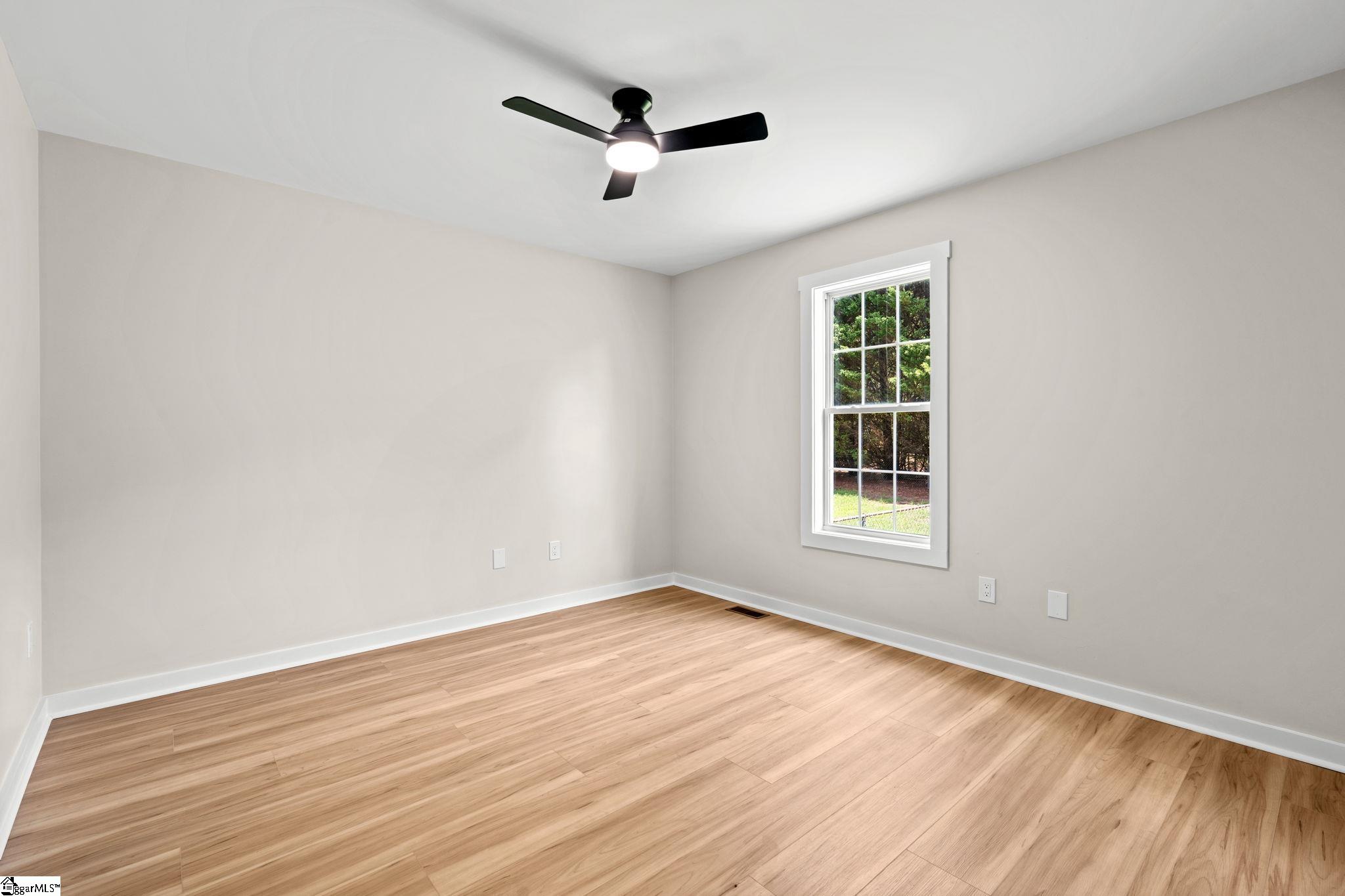 111 Bear Road Piedmont, SC 29673 - Photo 20 of 45