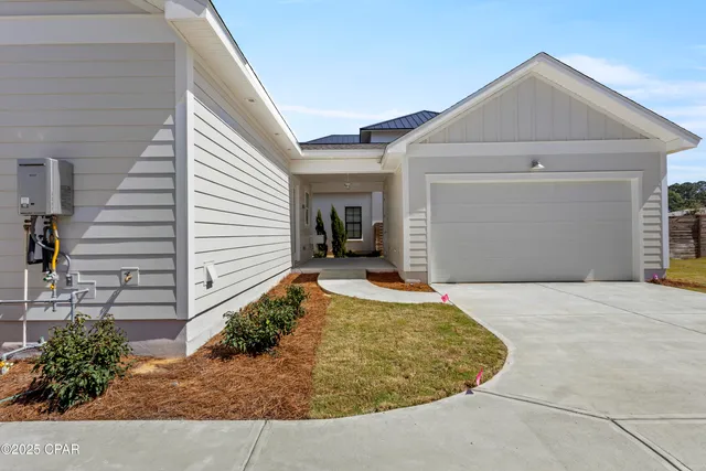$690,000 | 121 Charleston Court, Panama City Beach, FL 32407