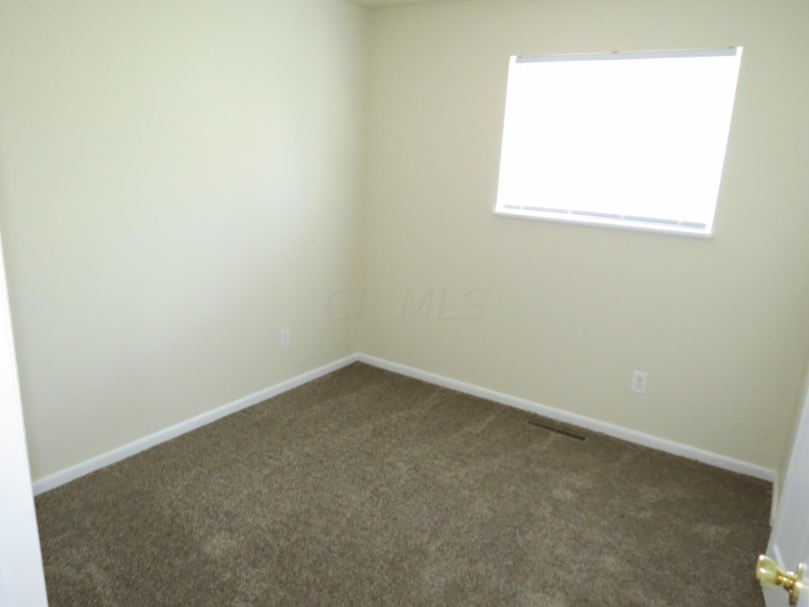 3922 Frazier Road East Columbus, OH 43207 - Photo 8 of 16 3922 frazier 7-10-23 (29)