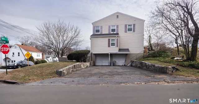 $3,850 | 51 View Street West, Unit 2, Greenwich, CT 06830