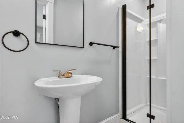 $3,000 | 716 Adams Circle, Ballston Spa, NY 12020