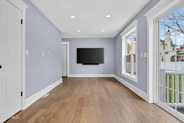 $3,000 | 716 Adams Circle, Ballston Spa, NY 12020