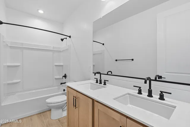 a view of outdoor space