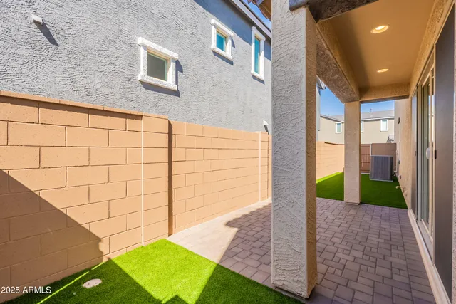 a view of a sign board with a palm tree