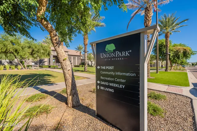 $2,800 | 26205 North 19th Lane, Phoenix, AZ 85085