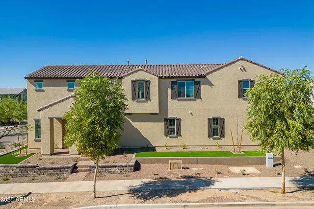 $2,800 | 26205 North 19th Lane, Phoenix, AZ 85085