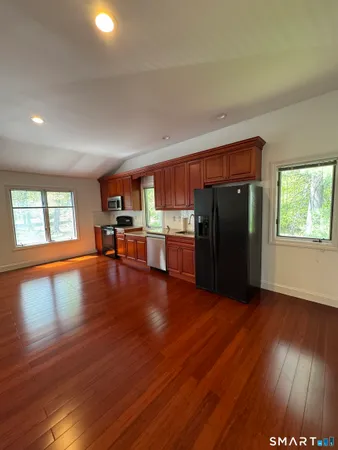 $2,475 | 108 Comstock Hill Avenue, Norwalk, CT 06850