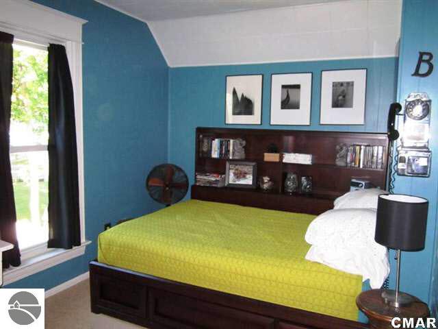 225 South Maple Alma, MI 48801 - Photo 12 of 23 1771381-11.JPG