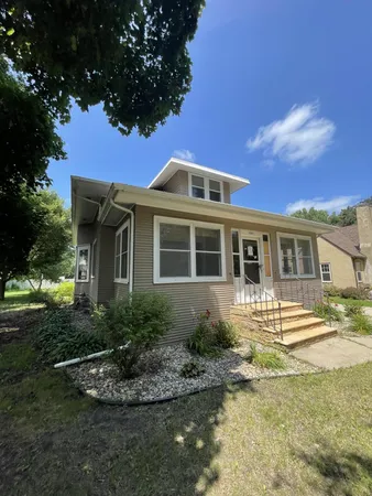 $105,000 | 1011 6th Avenue, Mountain Lake, MN 56159
