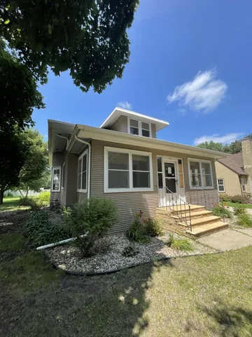 $110,000 | 1011 6th Avenue, Mountain Lake, MN 56159