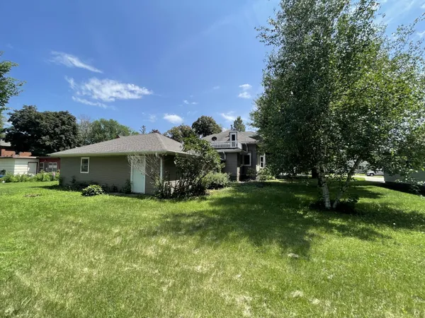$105,000 | 1011 6th Avenue, Mountain Lake, MN 56159