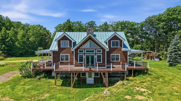 $849,000 | 340 Cobble Hill Road, Swanzey, NH 03446