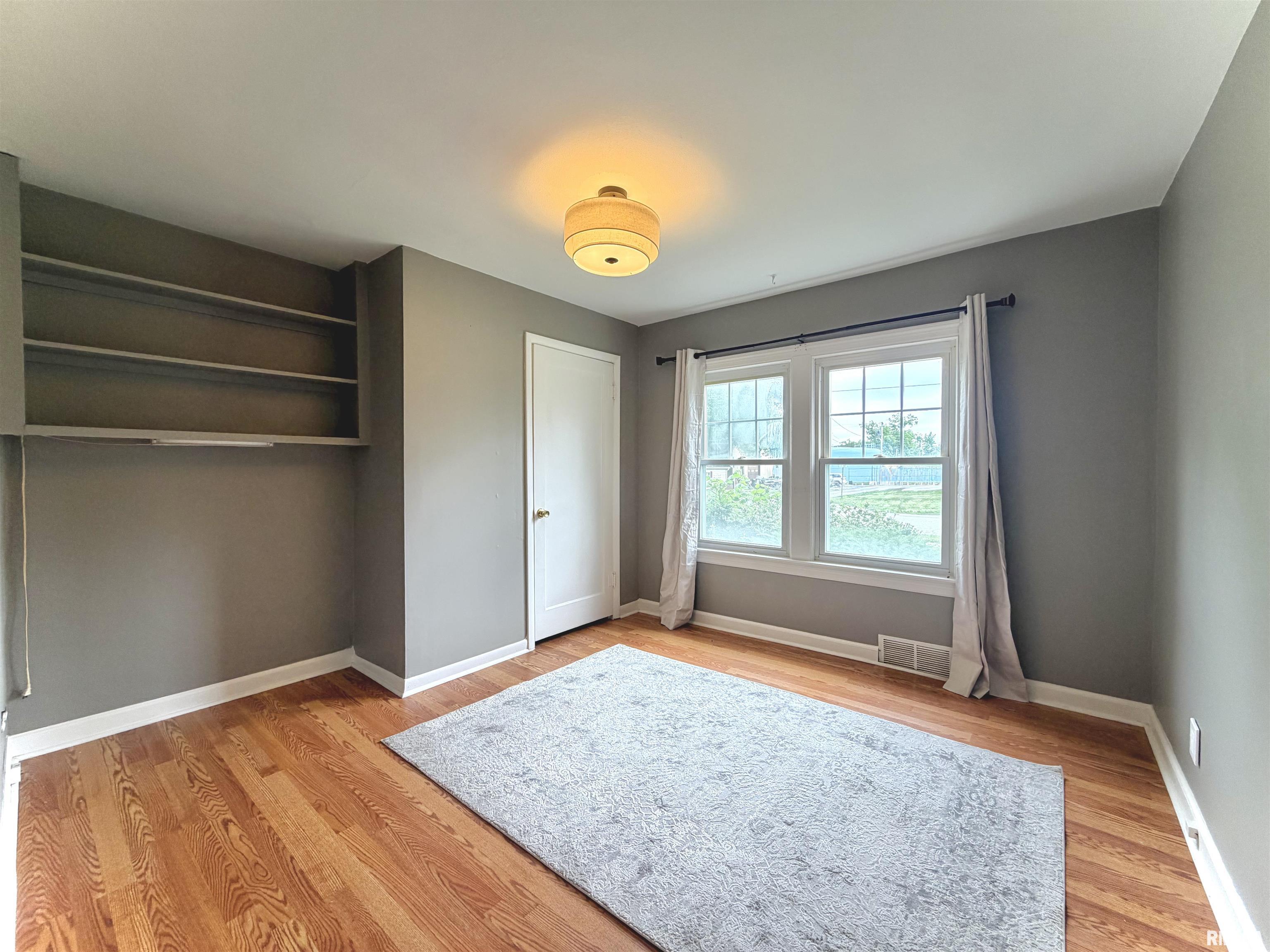 135 10th Street Carmi, IL 62821 - Photo 21 of 42