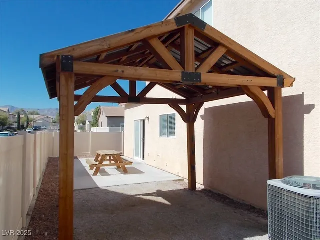 $2,300 | 6882 Relic Street, Las Vegas, NV 89149