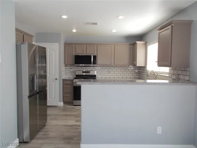 $2,300 | 6882 Relic Street, Las Vegas, NV 89149