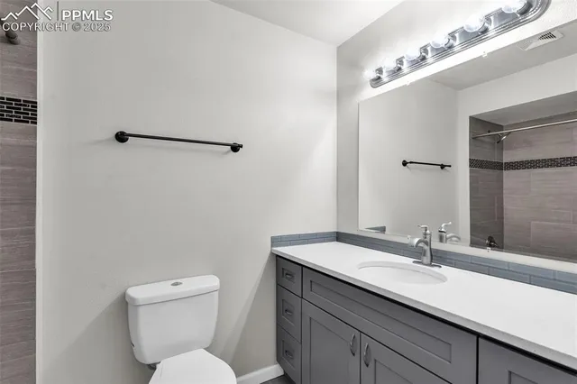 $437,500 | 7 Kingsbridge Place, Pueblo, CO 81001