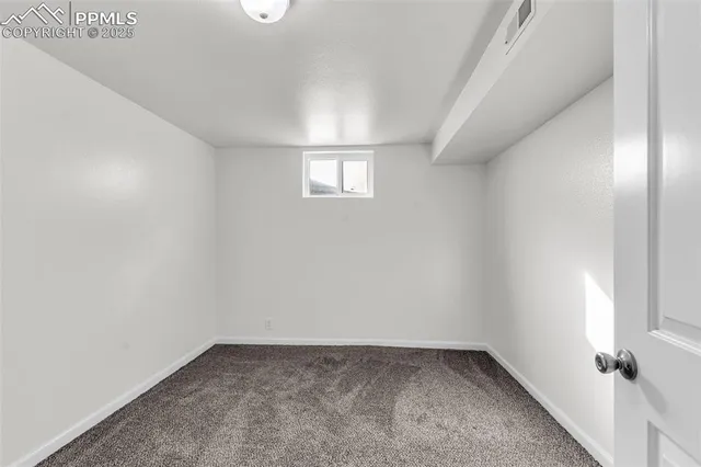 $437,500 | 7 Kingsbridge Place, Pueblo, CO 81001