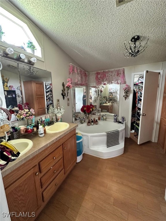 618 Hunting Club Avenue Clewiston, FL 33440 - Photo 26 of 32 a view of living room with furniture and window