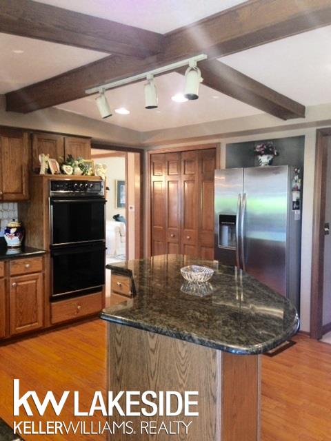 1354 Sherborn Court Rochester Hills, MI 48306 - Photo 12 of 42