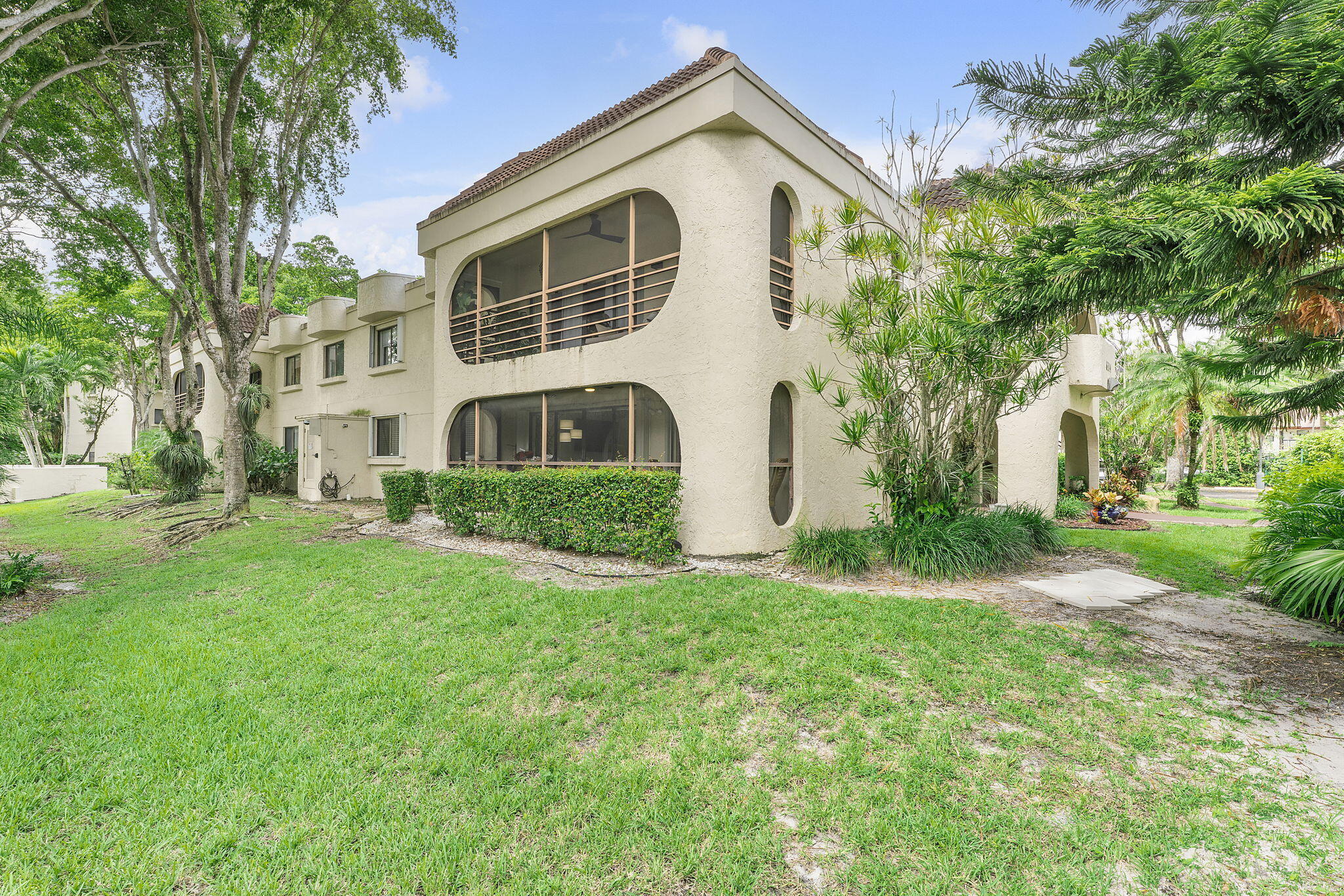 6314 Longboat Lane West Boca Raton, FL 33433 - Photo 3 of 24 12-web-or-mls-DSC08326