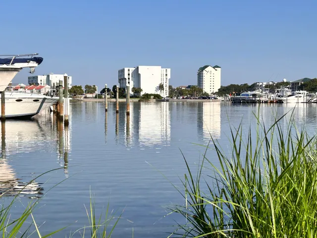 $379,000 | 775 Gulf Shore Drive, Unit 7201, Destin, FL 32541