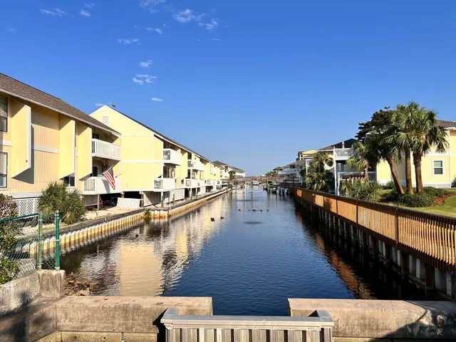$379,000 | 775 Gulf Shore Drive, Unit 7201, Destin, FL 32541