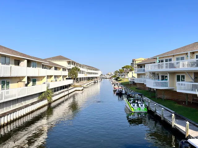 $379,000 | 775 Gulf Shore Drive, Unit 7201, Destin, FL 32541