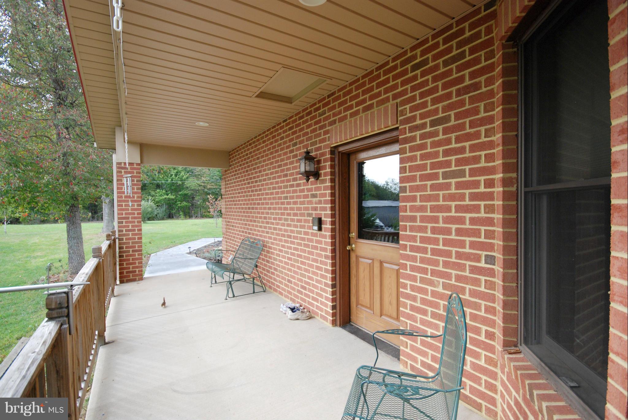 768 Hunting Ridge Road Winchester, VA 22603 - Photo 8 of 30 Side porch