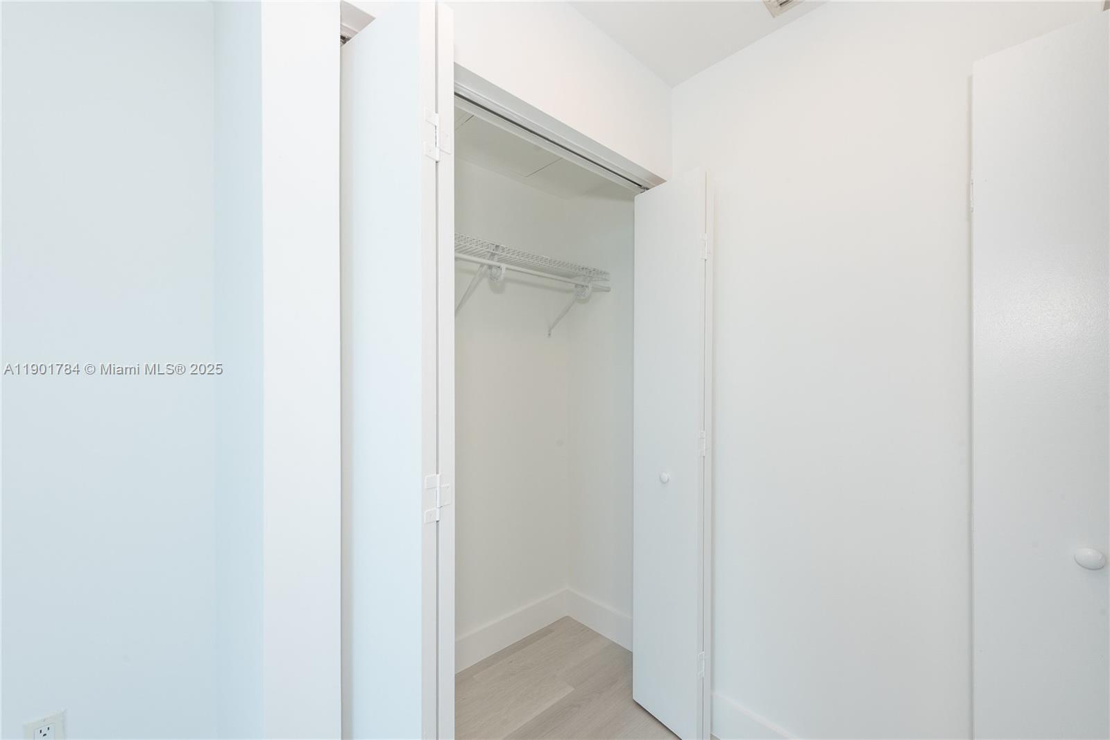 60 Southwest 13th Street, Unit 2019 Miami, FL 33130 - Photo 15 of 27