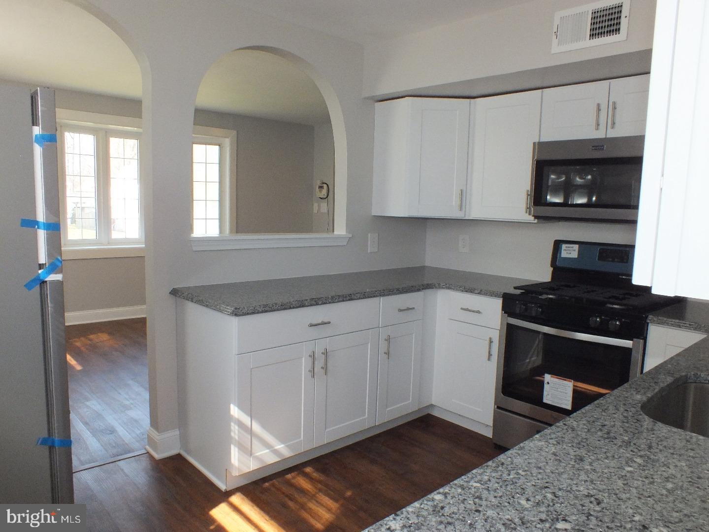 42 Louise Road New Castle, DE 19720 - Photo 1 of 22 Gallery Image 1