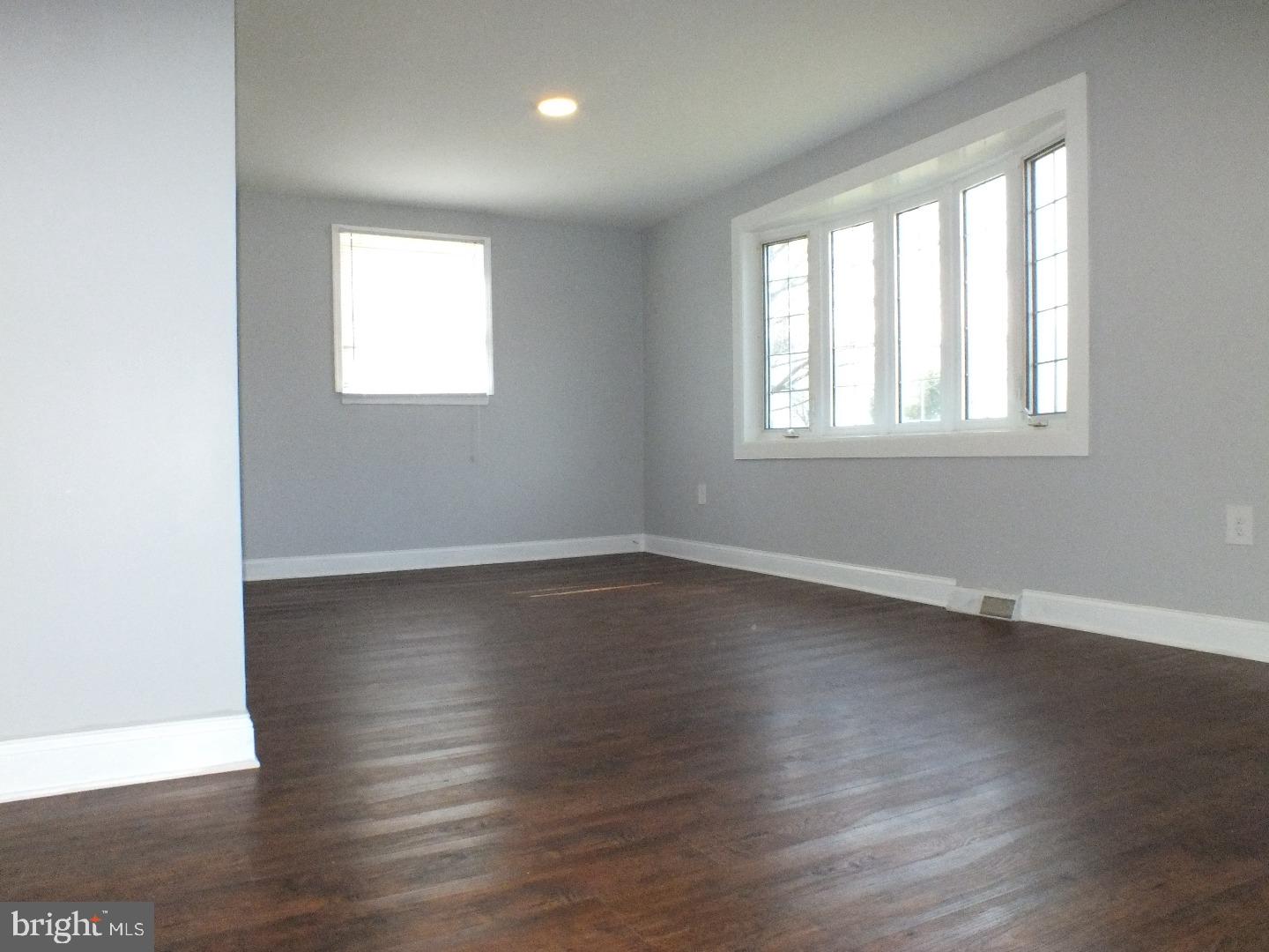 42 Louise Road New Castle, DE 19720 - Photo 6 of 22 Gallery Image 6