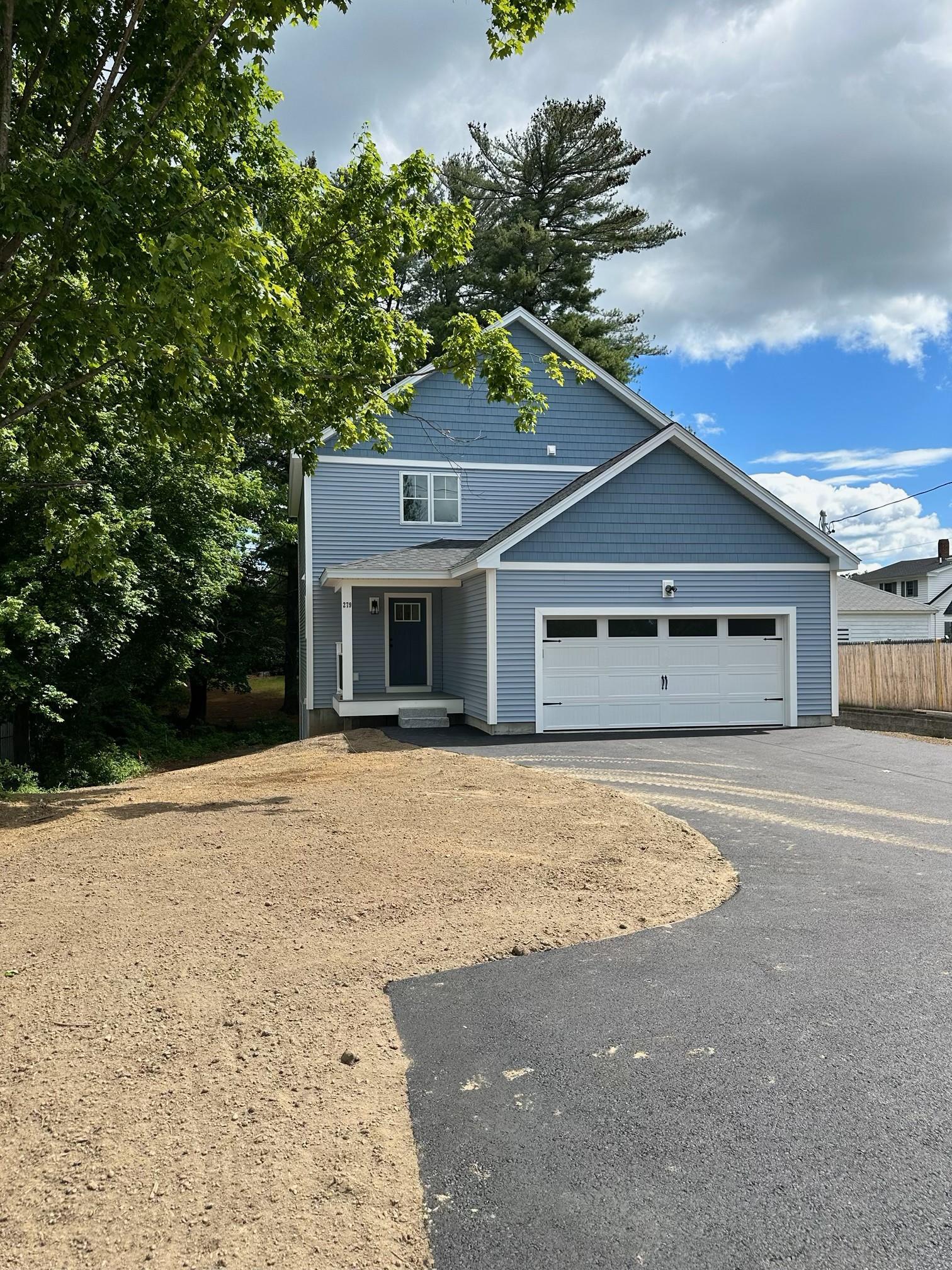 279 North Main Street Rochester, NH 03867 - Photo 1 of 26