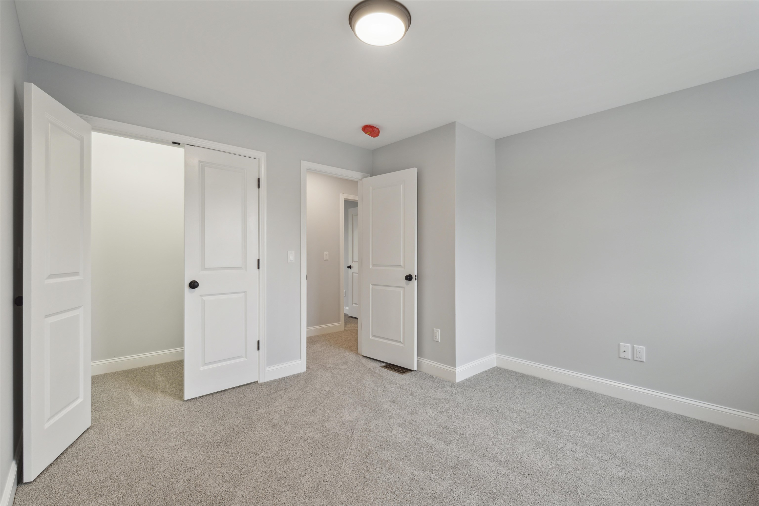 279 North Main Street Rochester, NH 03867 - Photo 13 of 26