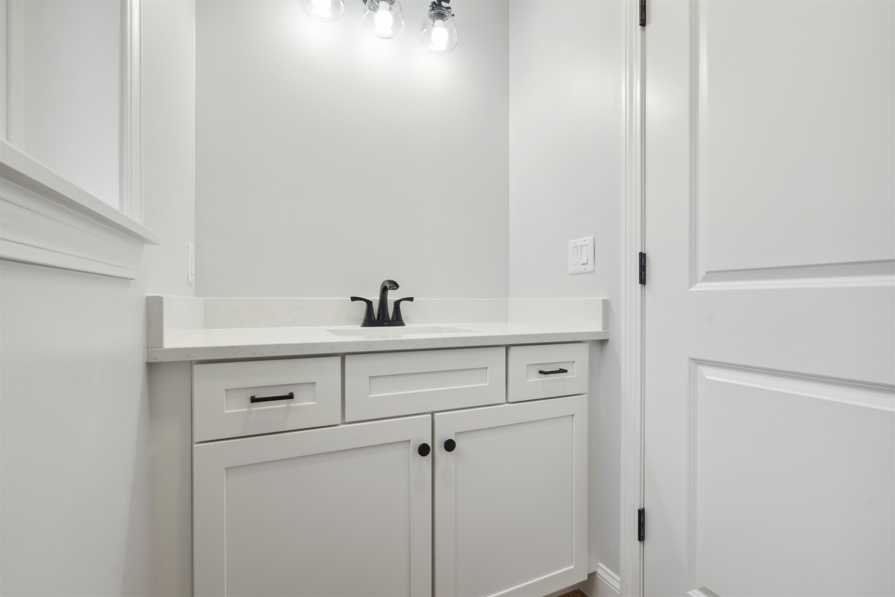 279 North Main Street Rochester, NH 03867 - Photo 16 of 26