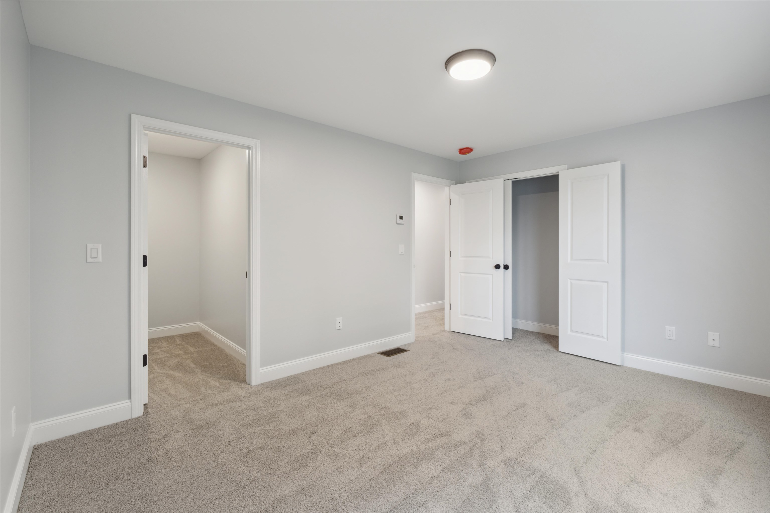 279 North Main Street Rochester, NH 03867 - Photo 8 of 26